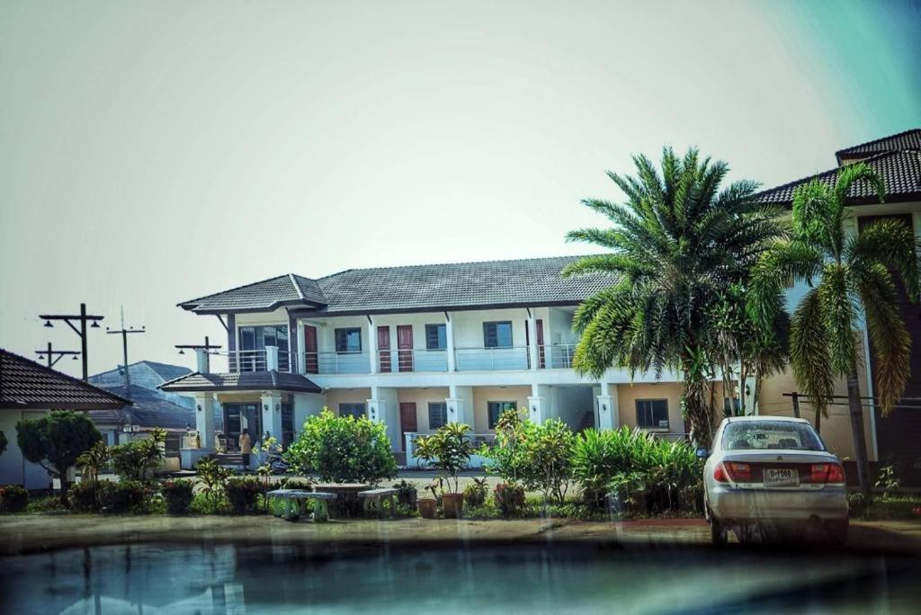 Tararin Hotel Chiang Saen Exterior photo
